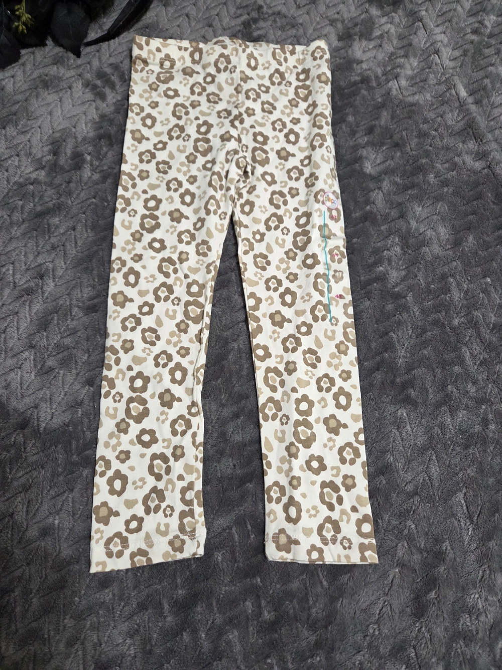 Circo Cream Leggings with Brown Floral Print